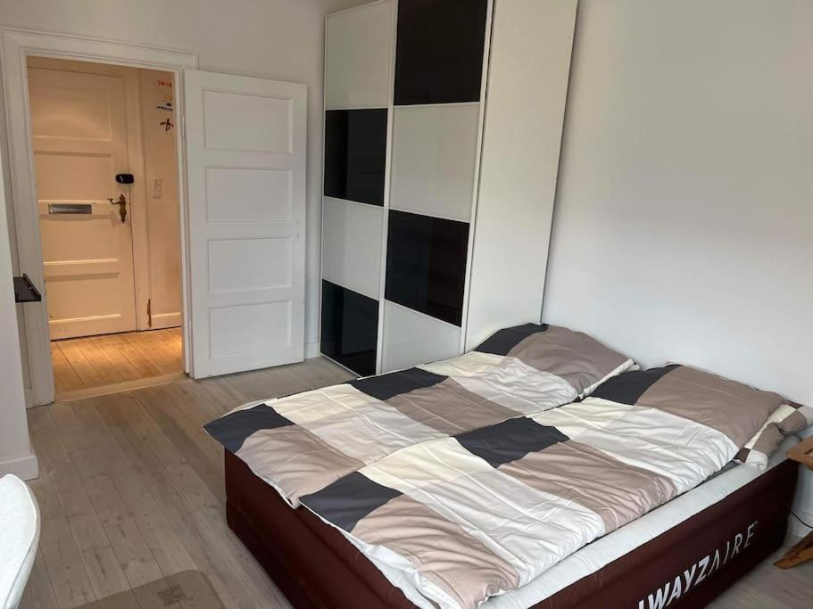 Familievenlig Taet Pa Amager Lejlighed